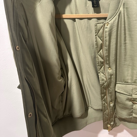 House of Harlow 1960 Women's Bomber Jacket / Gently Used / Minor Signs of Wear - Picture 7 of 12